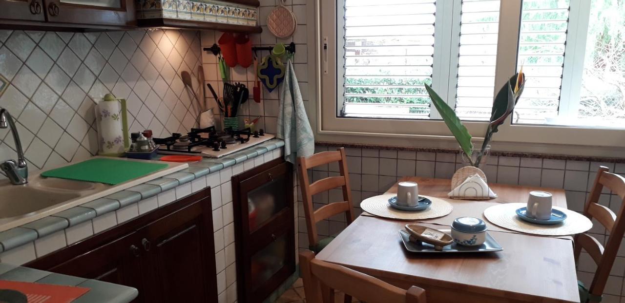 La Melagrana Villa Arenella  Eksteriør billede